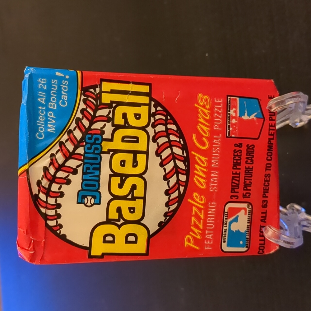 Lot - 1988 Donruss Baseball - 3 puzzle pieces & 15 cards